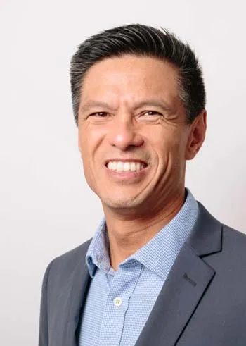 Dr Justin Low